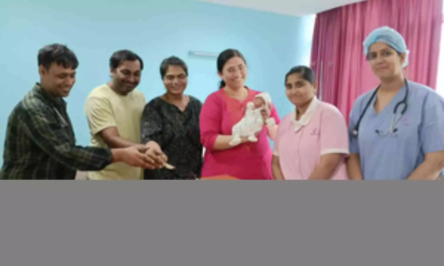 Doctors save premature baby born at 25 weeks, weighing 750 gm in Bengaluru