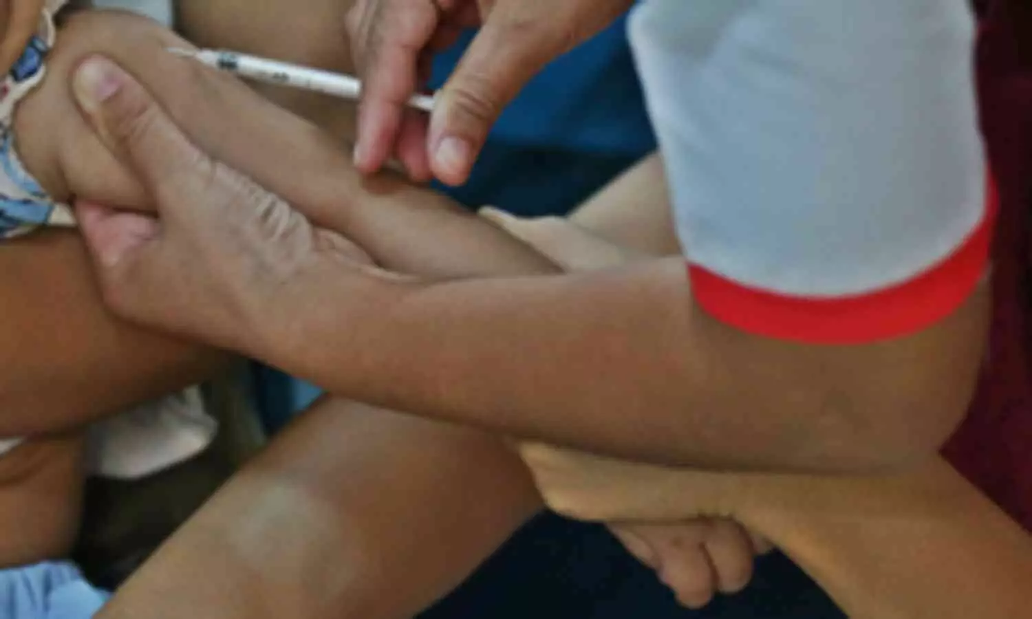 Vietnam Initiates Measles Vaccination Campaign Across 18 Provinces