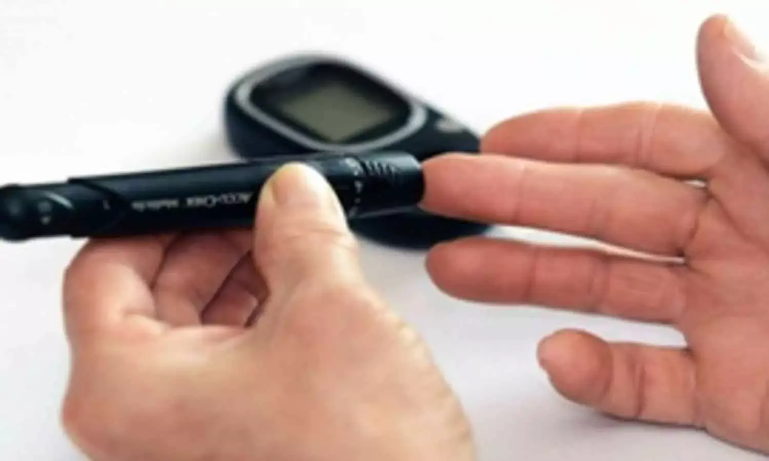 Diabetes patients: Lose weight to reduce risk of severe infections
