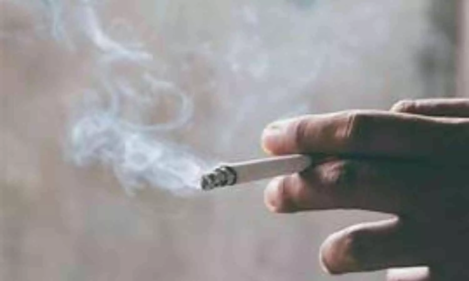 Survey Reveals 28% of Indian Adults Aged 15-24 Are Regular Smokers