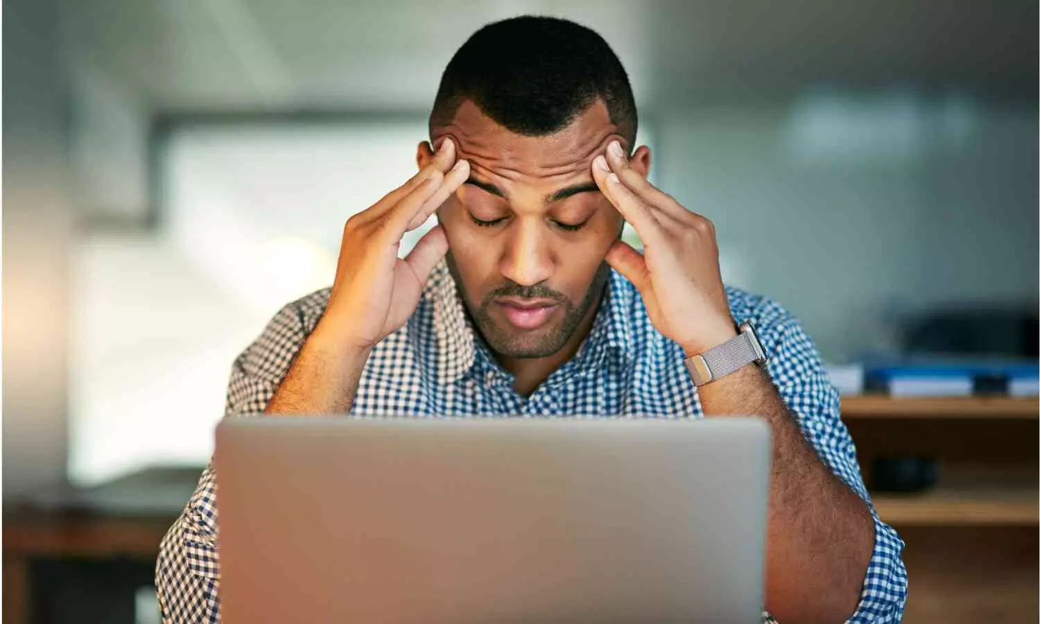 Experts Warn of Critical Levels of Workplace Stress and Burnout Among Indian Employees