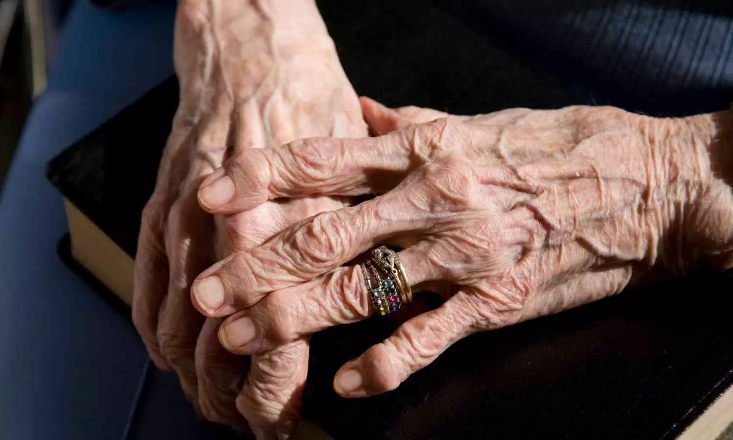 Image representing Aging hands