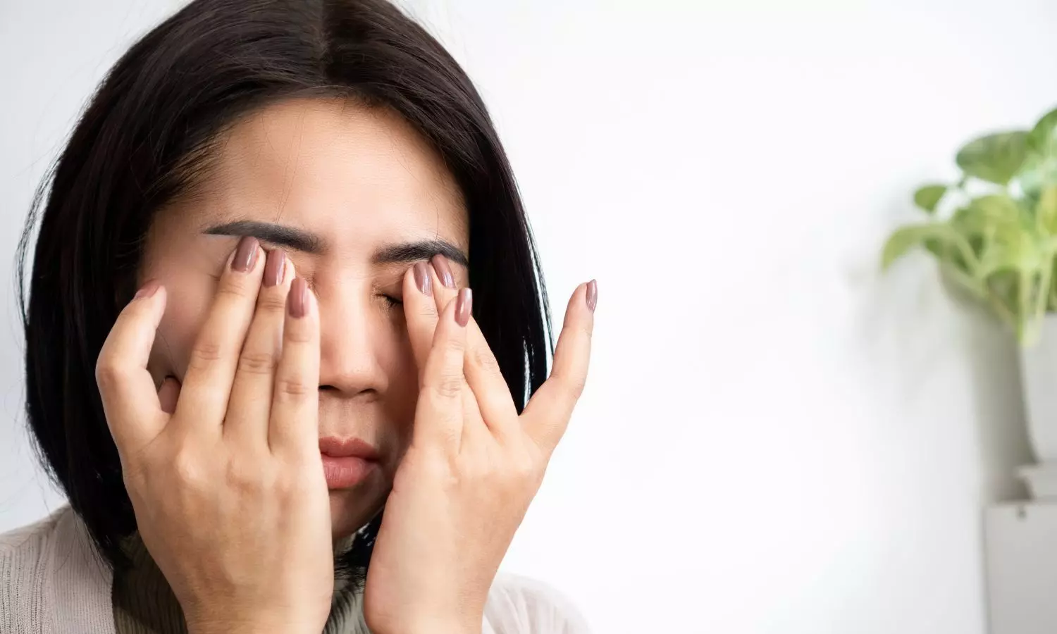 Delhi’s Toxic Air Burning Eyes, 50% Surge in Eye Problems Reported Delhi’s Toxic Air Burning Eyes, 50% Surge in Eye Problems Reported