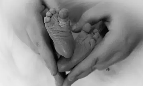 Critically Ill Newborn Overcomes Life-Threatening Lung Condition After Intensive Neonatal Care