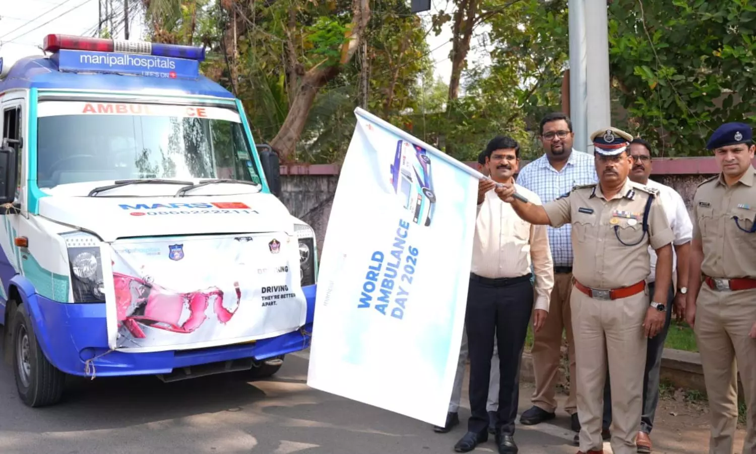 Ambulance Drivers and Owners Honoured on World Ambulance Day Ambulance Drivers and Owners Honoured on World Ambulance Day