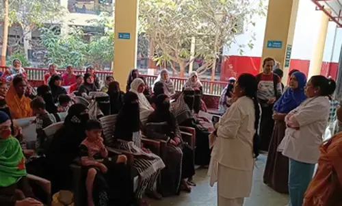 मध्‍य प्रदेश : पीएम सुरक्षित मातृत्व अभियान से मजबूत हो रही मातृ-शिशु सुरक्षा, 40 गर्भवती महिलाओं की निशुल्‍क जांच