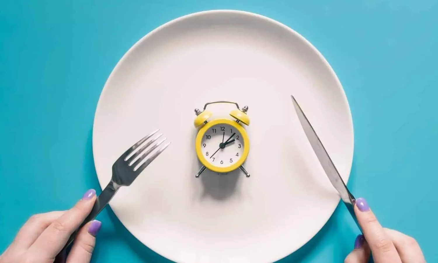 इंटरमिटेंट फास्टिंग (Intermittent Fasting) क्या है? जानें इसके फायदे, नुकसान और वजन घटाने के सही तरीके इंटरमिटेंट फास्टिंग (Intermittent Fasting) क्या है? जानें इसके फायदे, नुकसान और वजन घटाने के सही तरीके