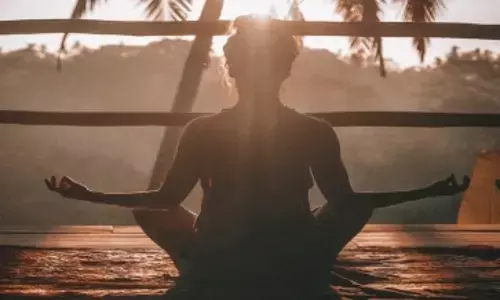 अष्ट कुंभक से मिलता है शारीरिक व मानसिक स्वास्थ्य का संपूर्ण लाभ अष्ट कुंभक से मिलता है शारीरिक व मानसिक स्वास्थ्य का संपूर्ण लाभ