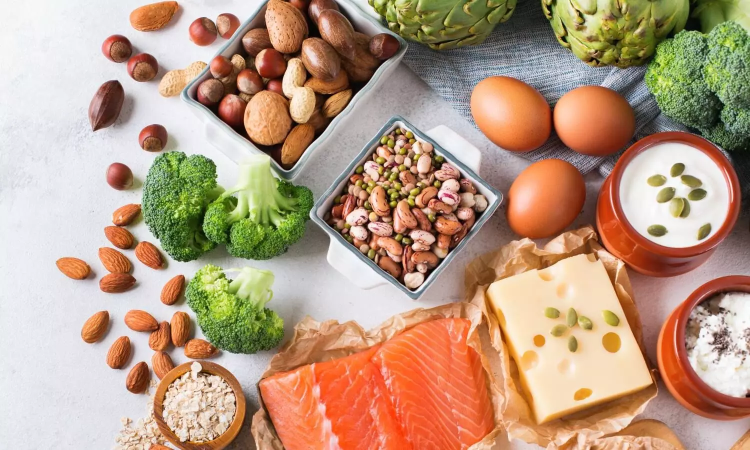 ऋतिक रोशन की फिटनेस का राज: जिम नहीं, वॉल्यूम ईटिंग और शेफ शुभम की खास डाइट है असली वजह ऋतिक रोशन की फिटनेस का राज: जिम नहीं, वॉल्यूम ईटिंग और शेफ शुभम की खास डाइट है असली वजह