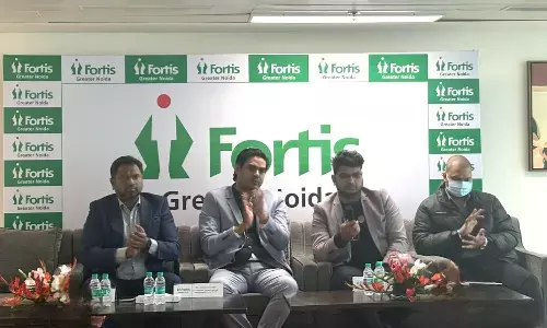 दुर्लभ किस्म के कैंसर रोगों से पीड़ित दो युवा कैंसर मरीजों का फोर्टिस ग्रेटर नोएडा में सफल उपचार