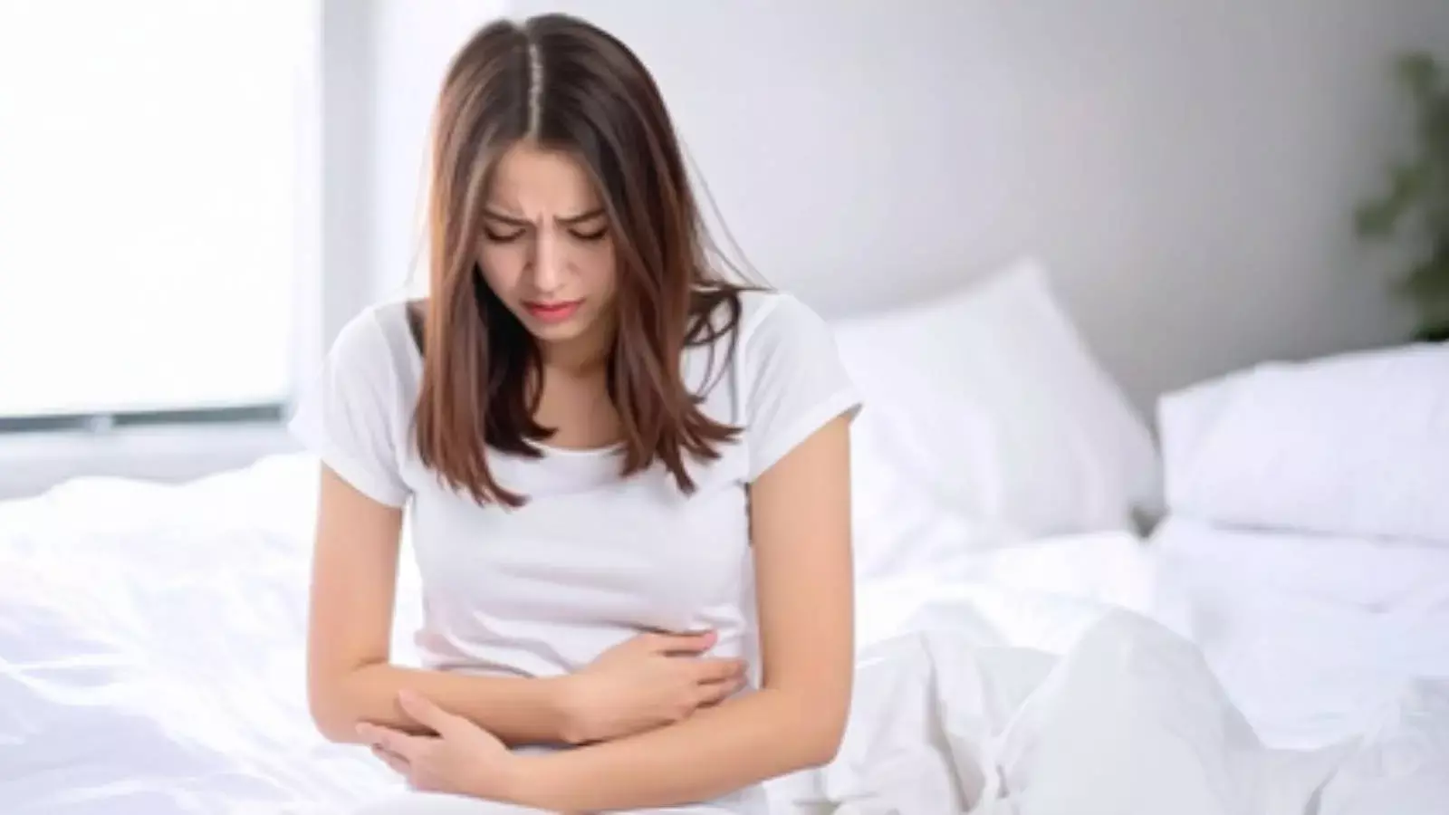 सफेद स्राव को न करें नजरअंदाज, जानिए इसे रोकने और ठीक करने का घरेलू उपाय