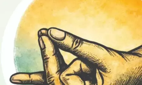 तनाव और घबराहट दूर करने में कारगर हृदय मुद्रा, कोलेस्ट्रॉल कंट्रोल तो हृदय होगा मजबूत