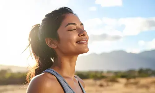 डीप ब्रीदिंग : 5 मिनट की गहरी सांस से दूर होगा तनाव, मन को मिलेगी शांति डीप ब्रीदिंग : 5 मिनट की गहरी सांस से दूर होगा तनाव, मन को मिलेगी शांति