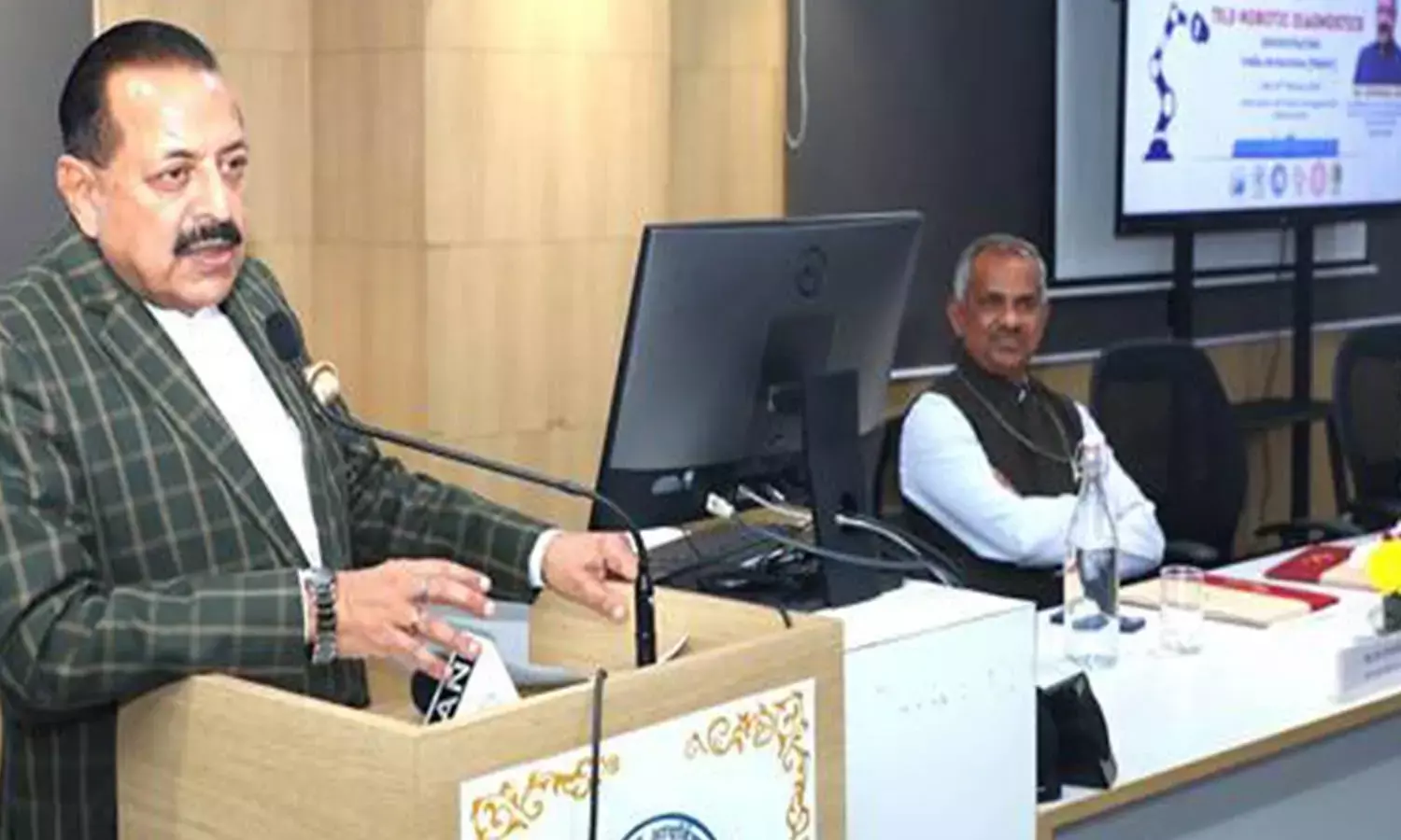 स्वास्थ्य सेवा में ऐतिहासिक क्रांति: दिल्ली से अंटार्कटिका तक हुआ लाइव अल्ट्रासाउंड, टेली-रोबोटिक्स और AI का कमाल