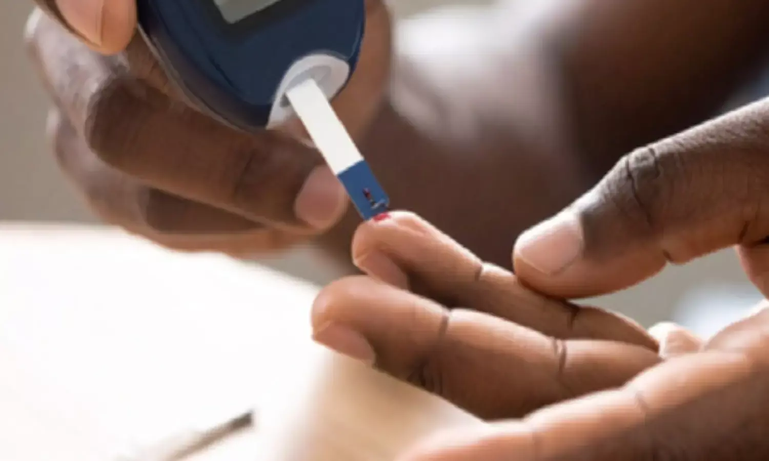 हाई शुगर से भी ज्यादा खतरनाक लो शुगर, छोटी सी चूक बन सकती है बड़ी परेशानी