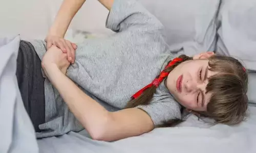 बच्चों में पेट के कीड़े, लक्षण, खतरे और बचाव के असरदार उपाय