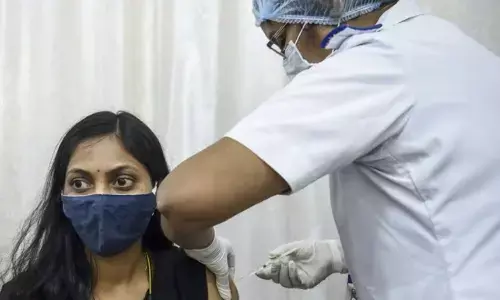 हरियाणा में कैंसर के खिलाफ महाजंग: 28 फरवरी से शुरू होगा HPV टीकाकरण अभियान, मिलीं 1.14 लाख वैक्सीन डोज हरियाणा में कैंसर के खिलाफ महाजंग: 28 फरवरी से शुरू होगा HPV टीकाकरण अभियान, मिलीं 1.14 लाख वैक्सीन डोज