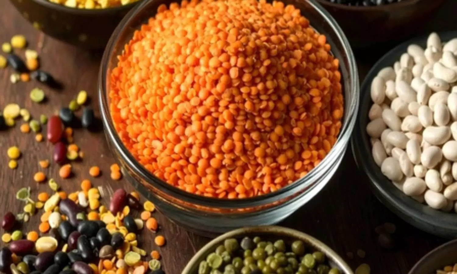 आयुर्वेद में दालों के स्वास्थ्य लाभ: मूंग, मसूर, उड़द, अरहर, चना, राजमा और सूखी मटर खाने के फायदे और परहेज आयुर्वेद में दालों के स्वास्थ्य लाभ: मूंग, मसूर, उड़द, अरहर, चना, राजमा और सूखी मटर खाने के फायदे और परहेज