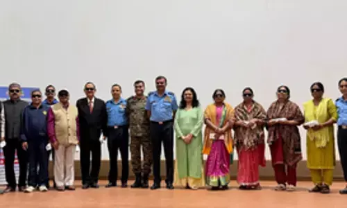 गोरखपुर में मेगा सर्जिकल आई कैंप: मिलिट्री डॉक्टरों ने 374 मरीजों की आंखों की रोशनी वापस लाई