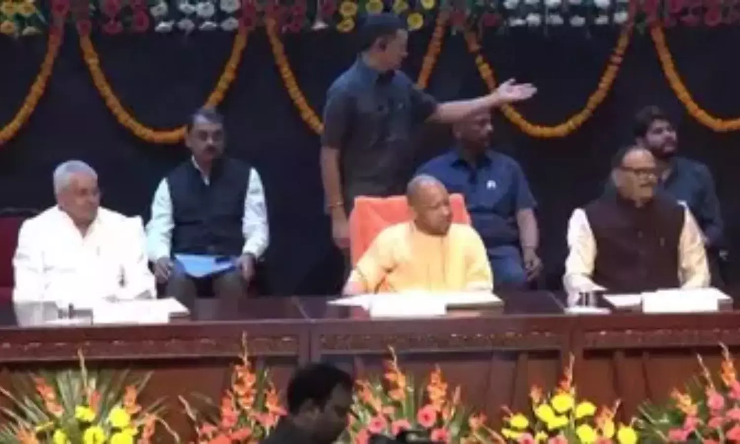 UP में 1,228 नर्सिंग अधिकारियों को नियुक्ति पत्र, महिलाओं की बड़ी भागीदारी UP में 1,228 नर्सिंग अधिकारियों को नियुक्ति पत्र, महिलाओं की बड़ी भागीदारी