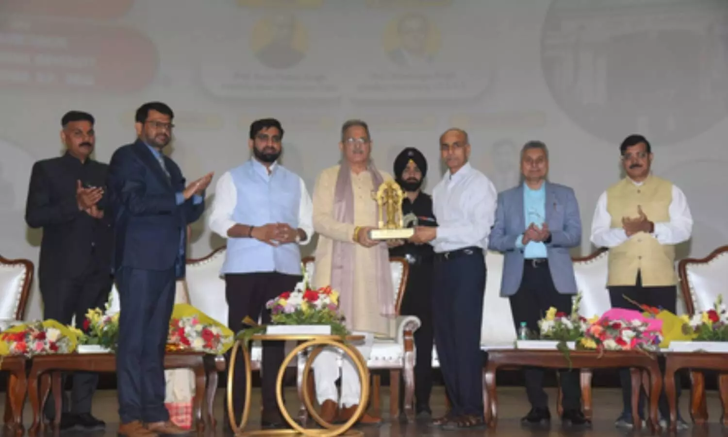 आर्टिफिशियल इंटेलिजेंस चिकित्सा के क्षेत्र में नई आशा और संभावनाओं का द्वार खोल रही: कविंद्र गुप्ता आर्टिफिशियल इंटेलिजेंस चिकित्सा के क्षेत्र में नई आशा और संभावनाओं का द्वार खोल रही: कविंद्र गुप्ता